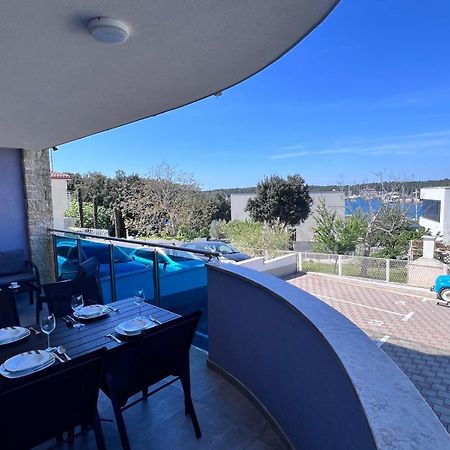 Seascape Residence Pjescana Uvala Eksteriør billede