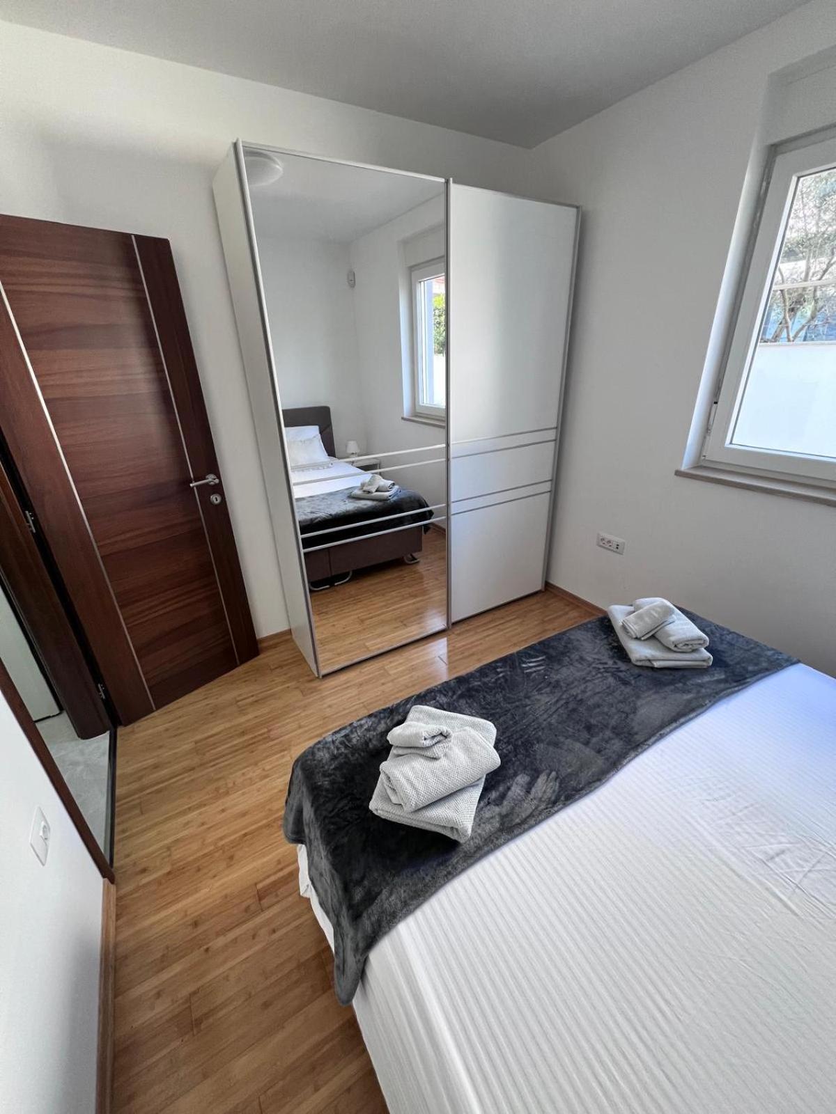 Seascape Residence Pjescana Uvala Eksteriør billede